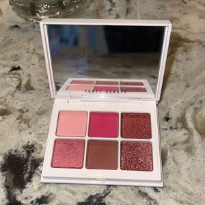 Fenty Beauty Eyeshadow